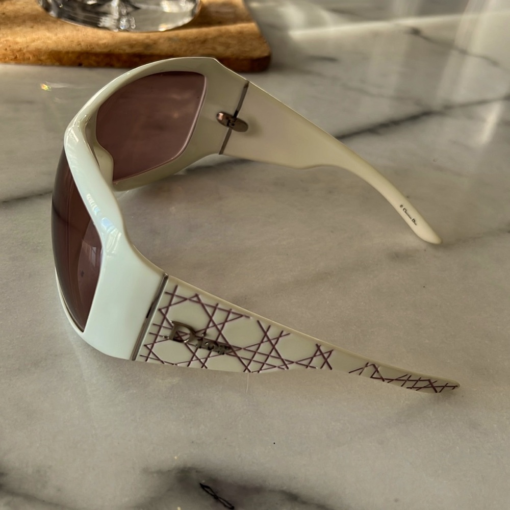 Dior sunglasses,oversized in great condition!